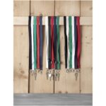 MP3183980 lanyard de pet reciclado con cierre independiente rojo plastico reciclado 3