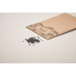MP3414380 sobre con semillas albahaca beige papel 3